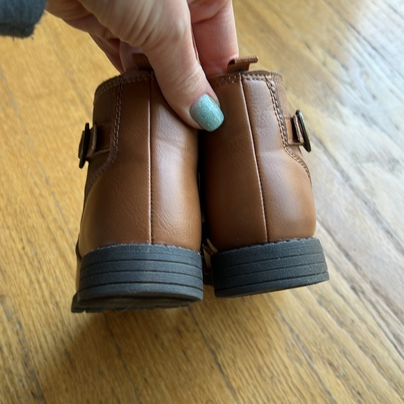 Boots - Picture 3 of 6